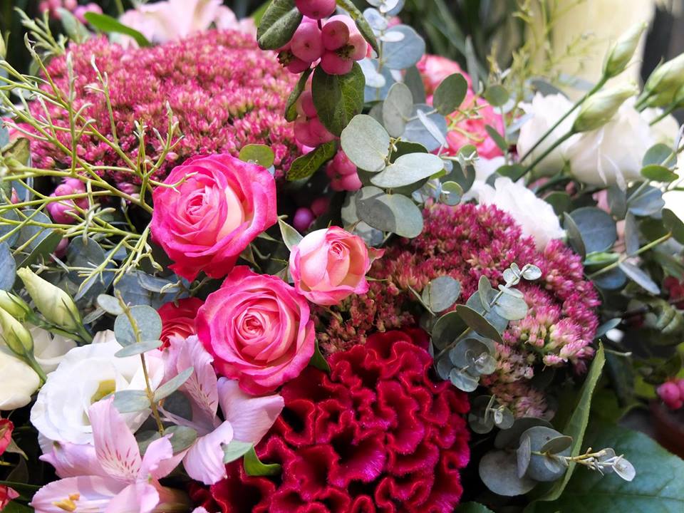 Décoration de mariage: bouquets, boutonnières, ...